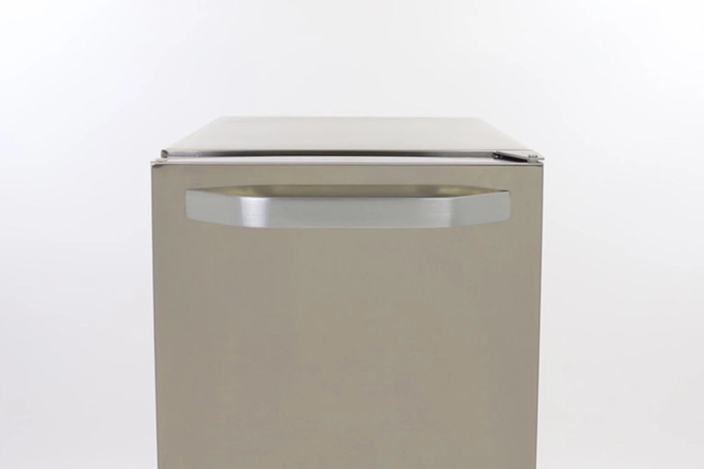 Shallow Depth Outdoor Built-In Undercounter Ice Maker, 15", 25 lbs, Stainless Steel L55631