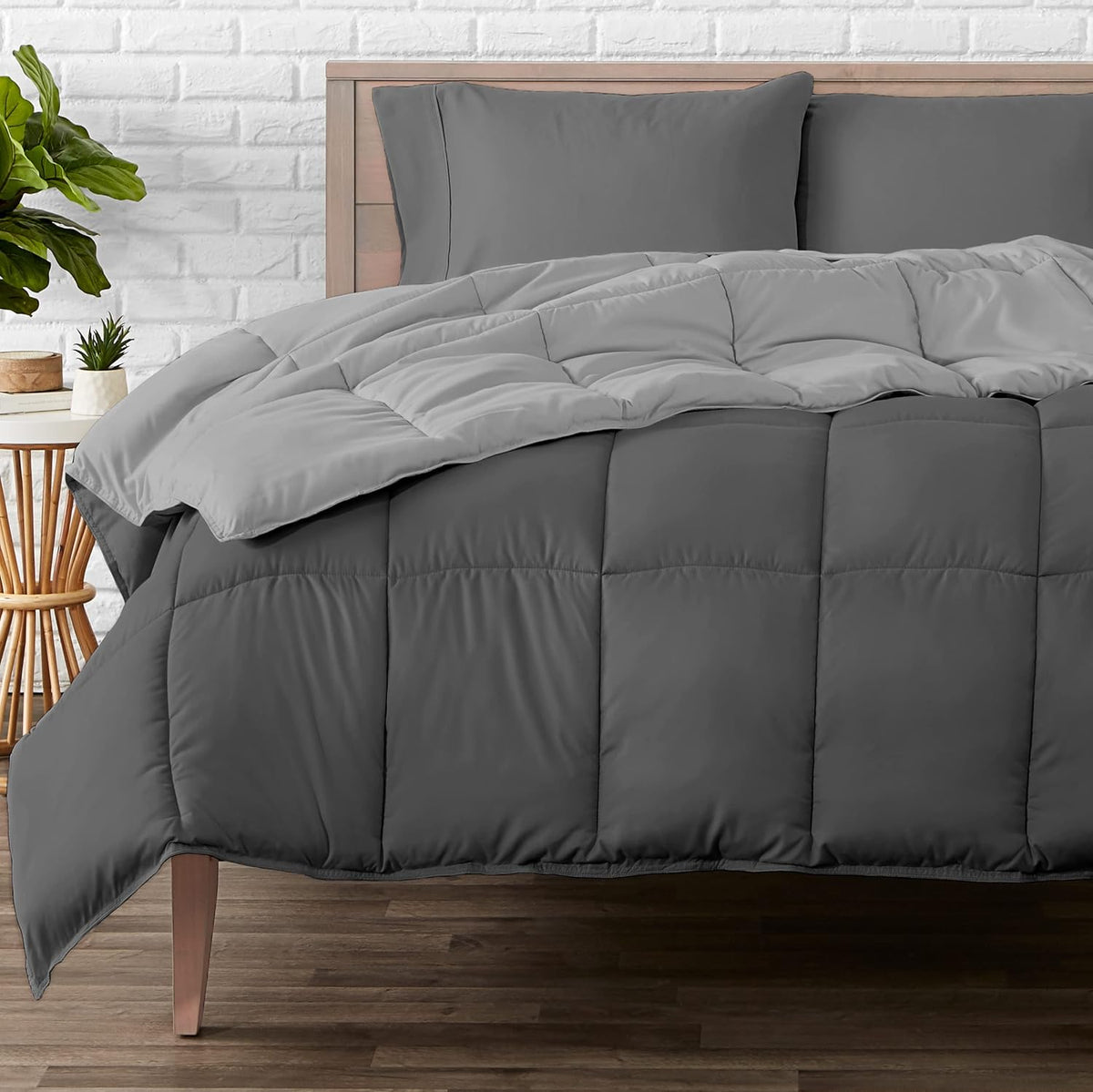 King/California King Comforter, Black/Grey R520708