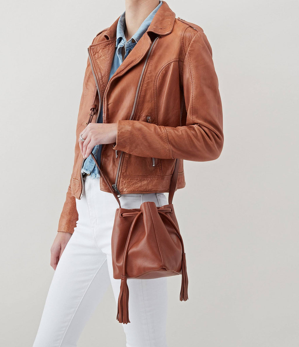 Hobo Crossbody M536