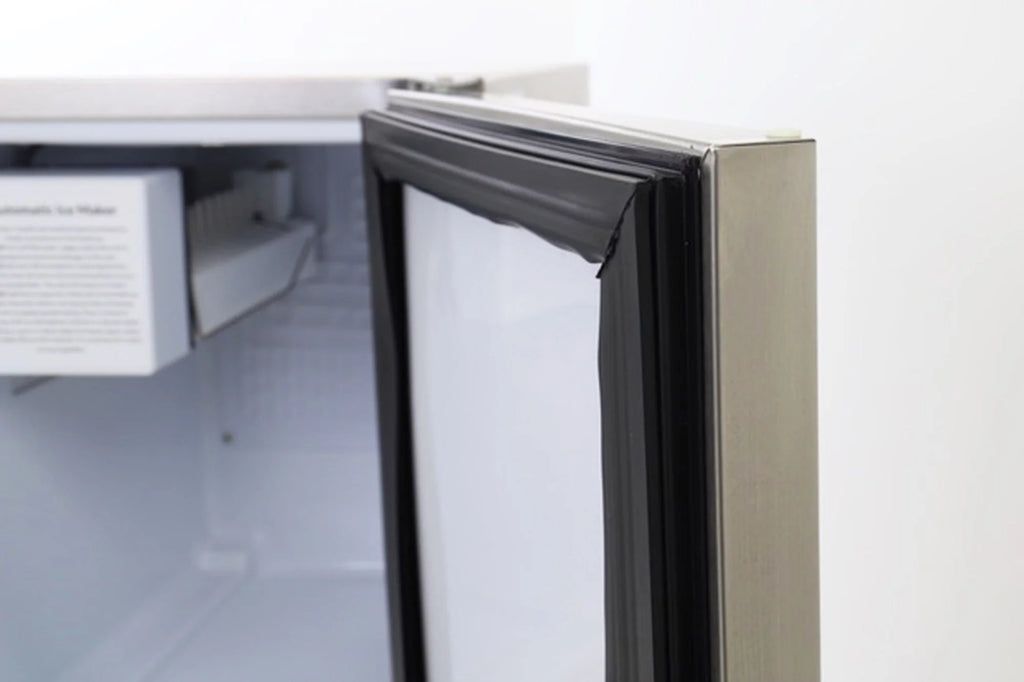 Shallow Depth Outdoor Built-In Undercounter Ice Maker, 15", 25 lbs, Stainless Steel L55631