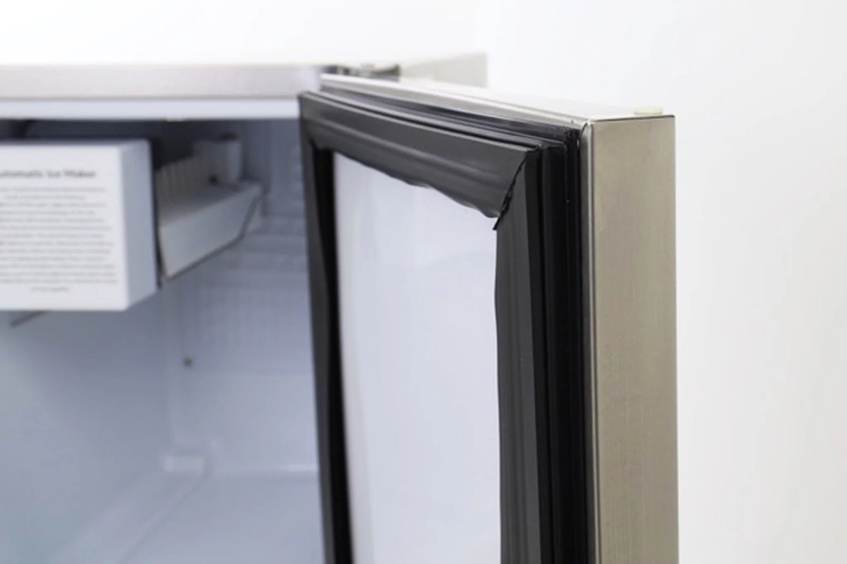 Shallow Depth Outdoor Built-In Undercounter Ice Maker, 15", 25 lbs, Stainless Steel L55631
