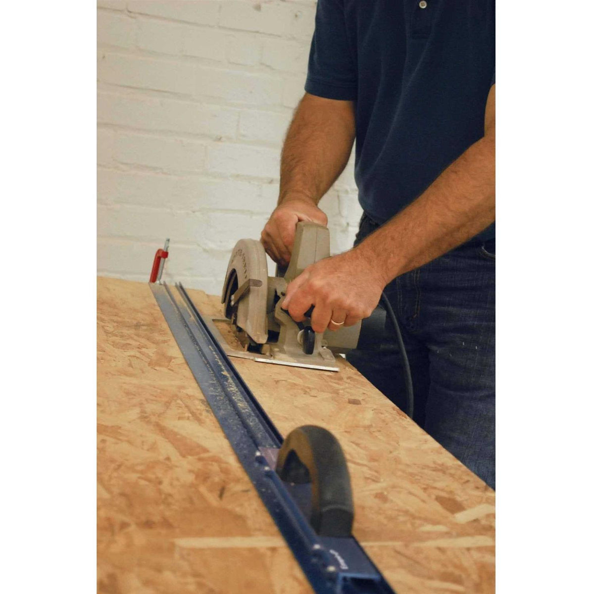 98 in. Cutting Guide D467