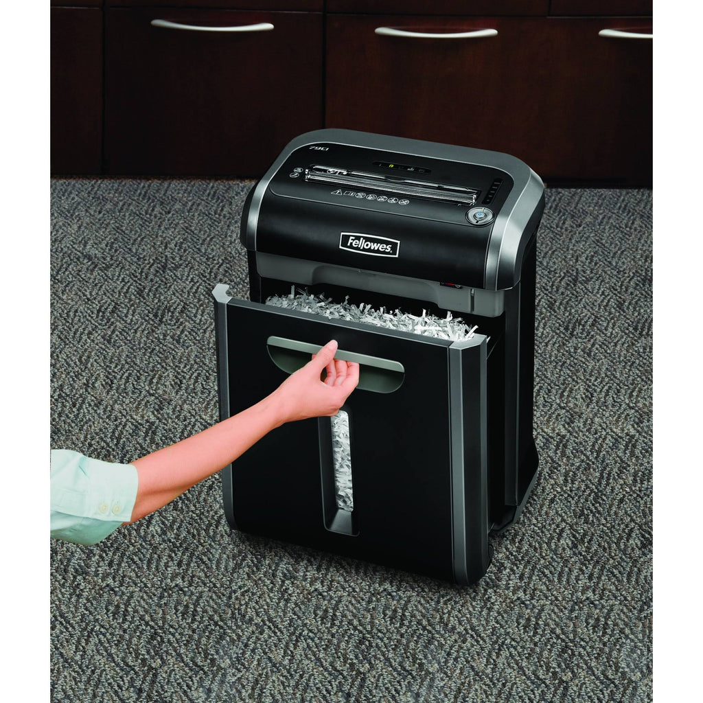 Medium Duty Cross Cut Shredder 16 Sheet Capacity P737