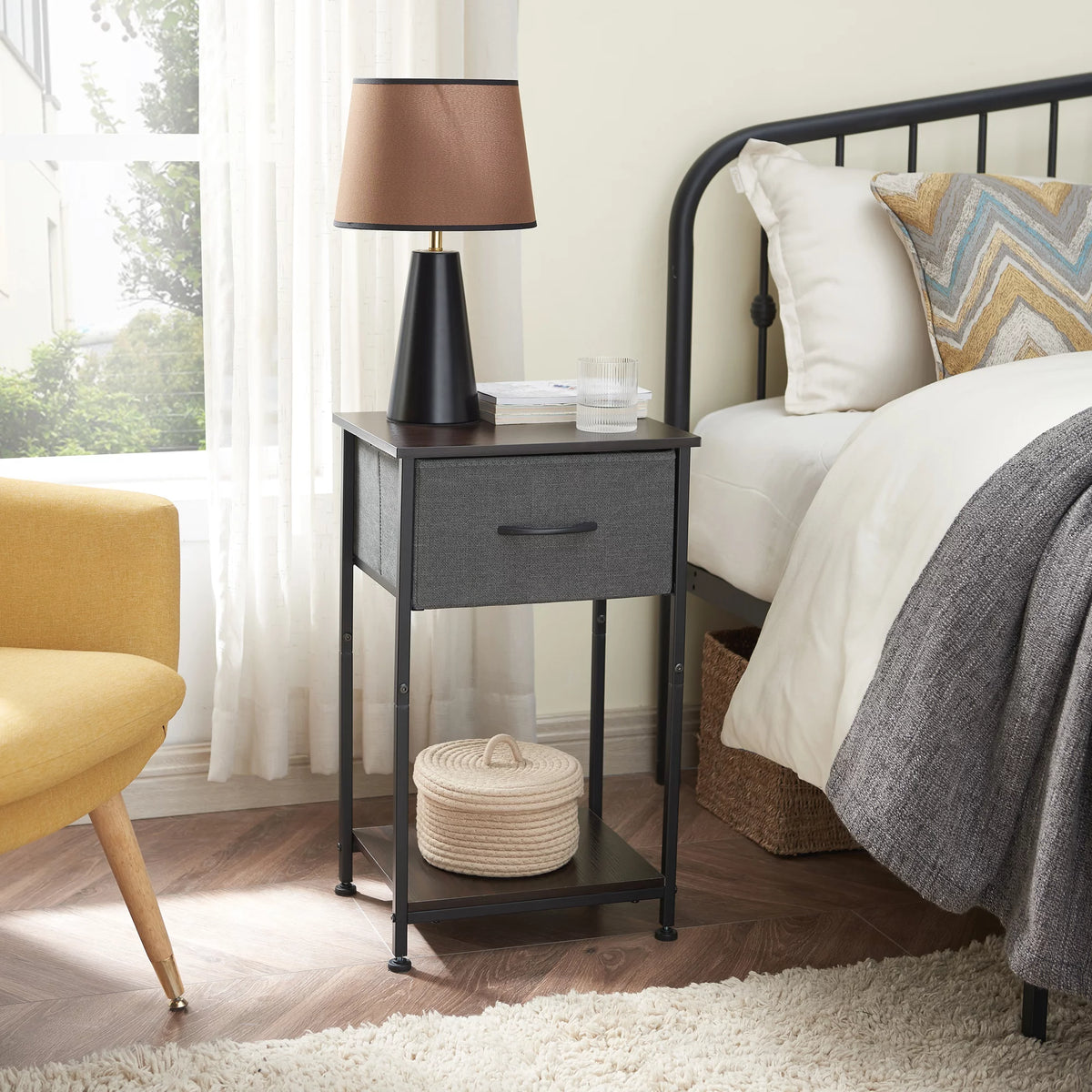Small Nightstand with Drawer and Storage Shelf I6829