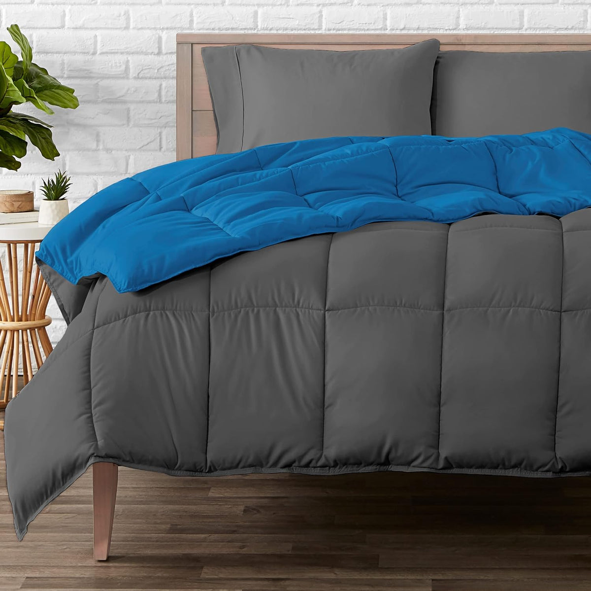 King/California King Comforter, Black/Grey R520708