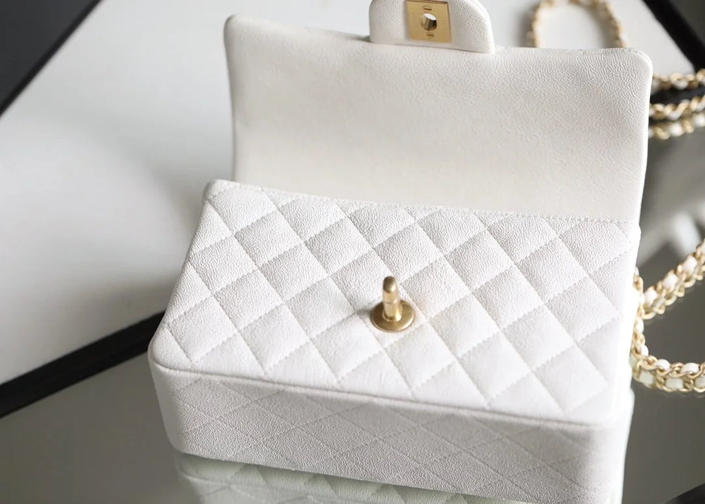 White Mini Flapbag With Top Handle J438