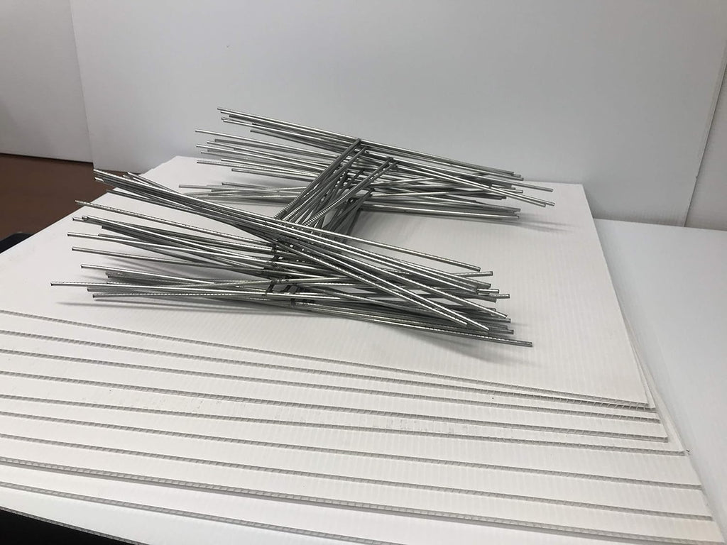 30 Pc White Blank Yard Signs with Metal Stakes E982929